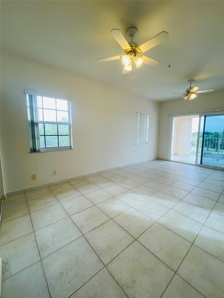2605 Bay Drive - Photo 27