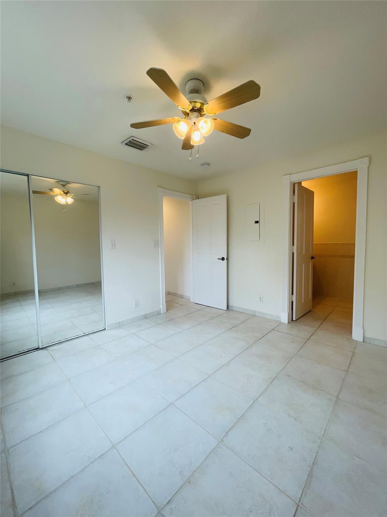 2605 Bay Drive - Photo 19