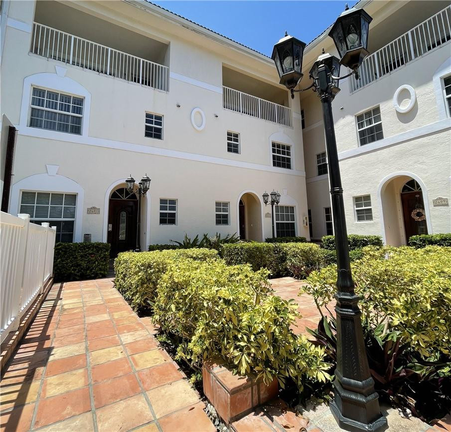 2605 Bay Drive - Photo 1