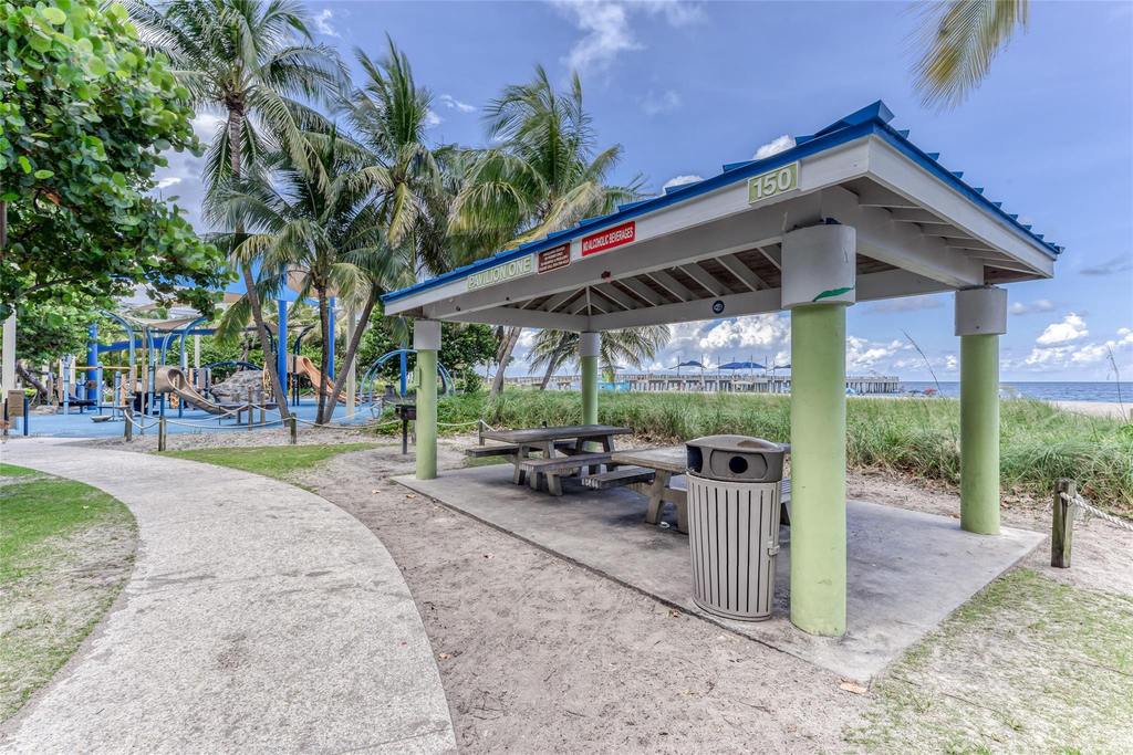 2605 Bay Drive - Photo 44