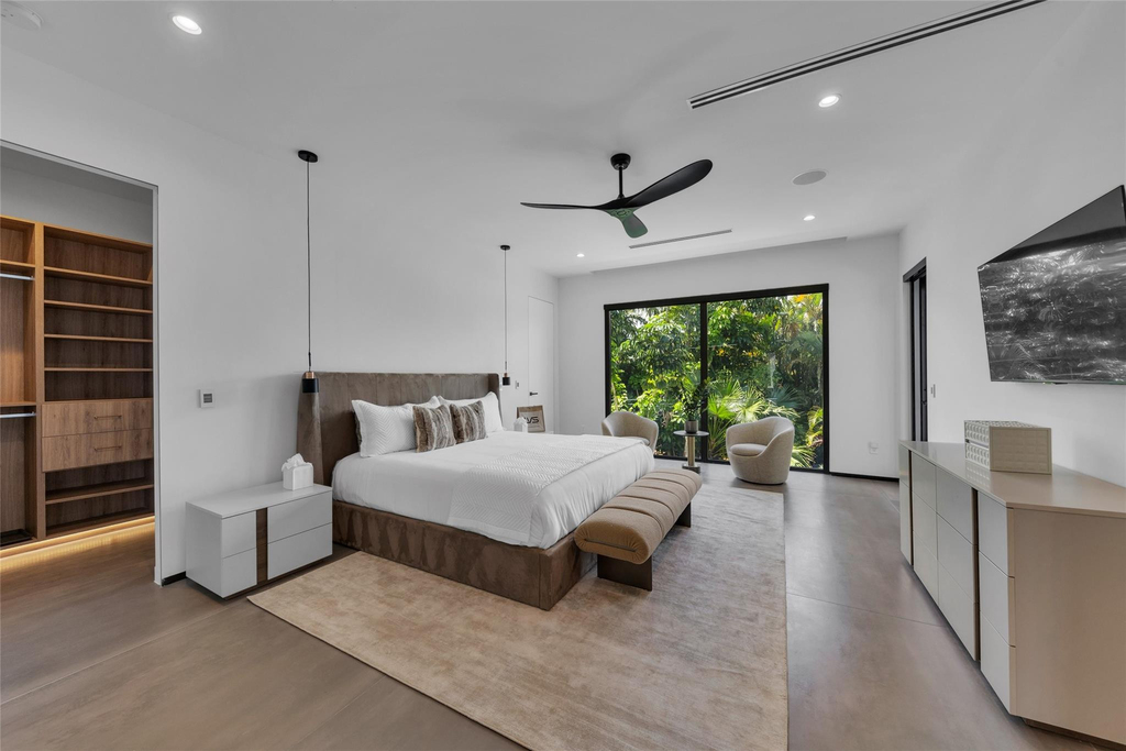 727 Ne 17th Way - Photo 79
