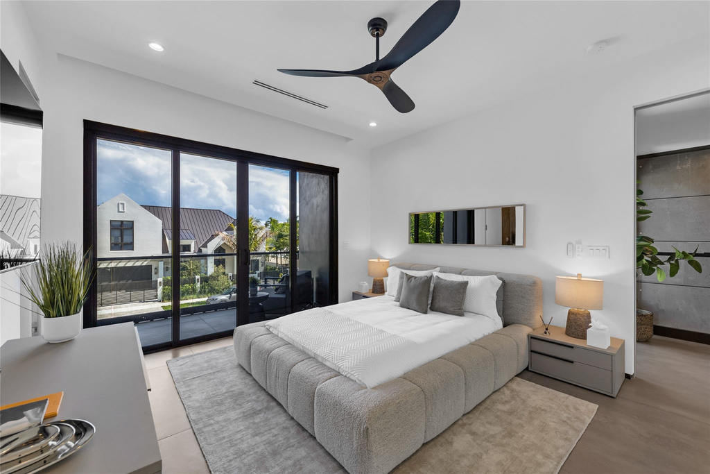 727 Ne 17th Way - Photo 94