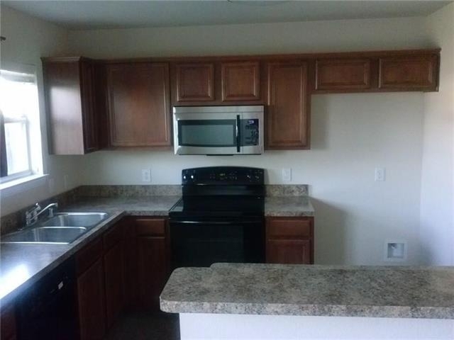 616 Fleming Street - Photo 2
