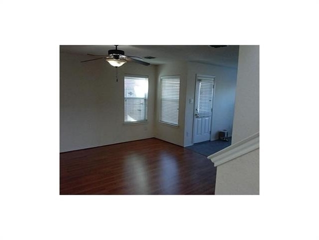 616 Fleming Street - Photo 3