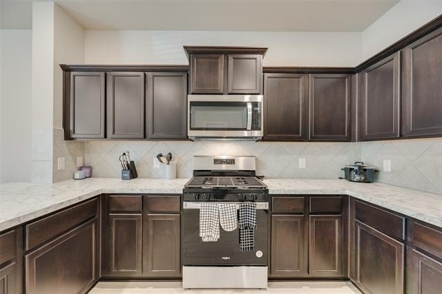 3028 Willow Wood Court - Photo 10