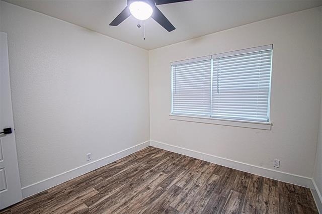 551 E Burks Street - Photo 26