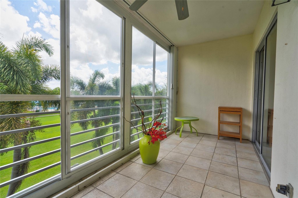 3102 Portofino Point - Photo 16
