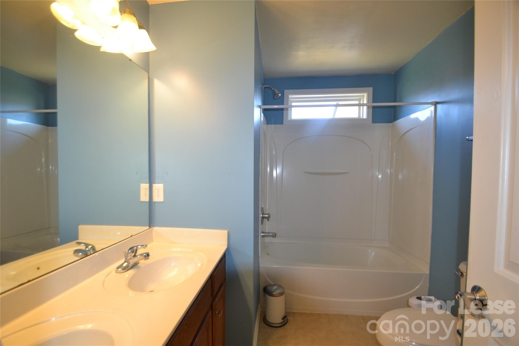 221 Montibello Drive - Photo 18