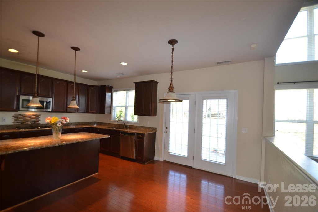 221 Montibello Drive - Photo 7