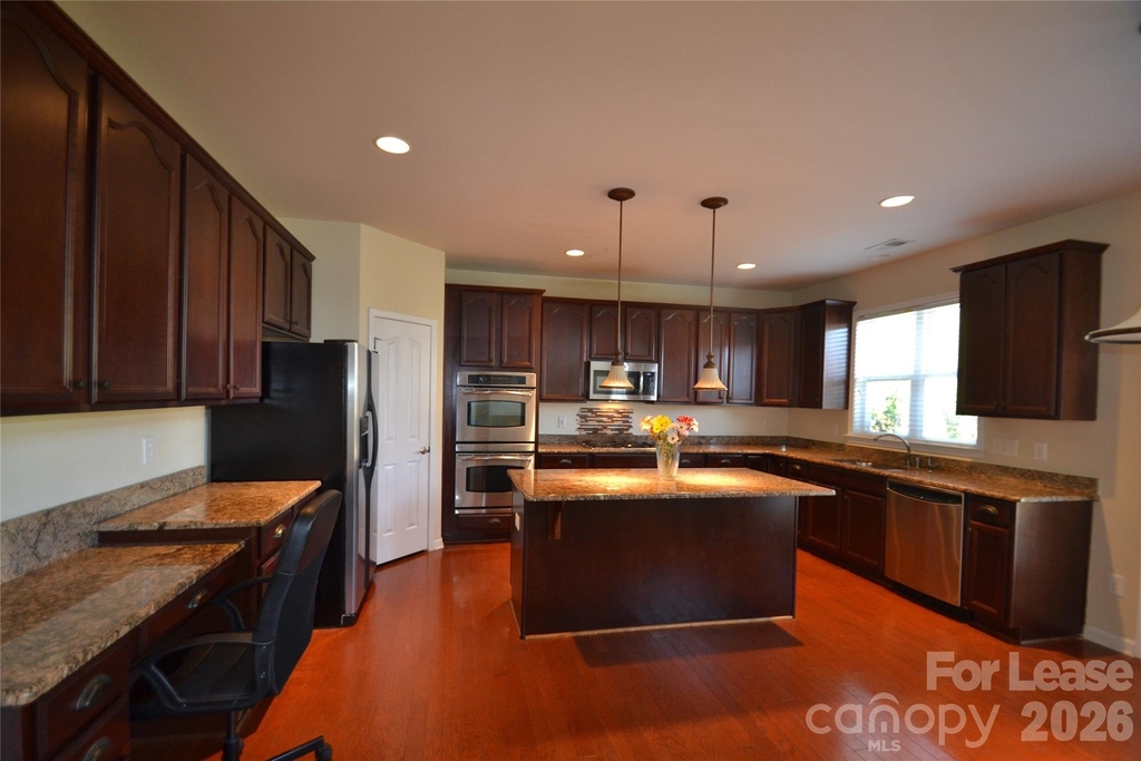 221 Montibello Drive - Photo 8