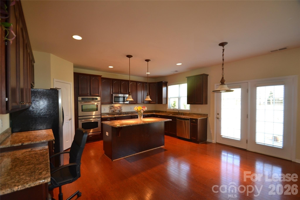 221 Montibello Drive - Photo 10