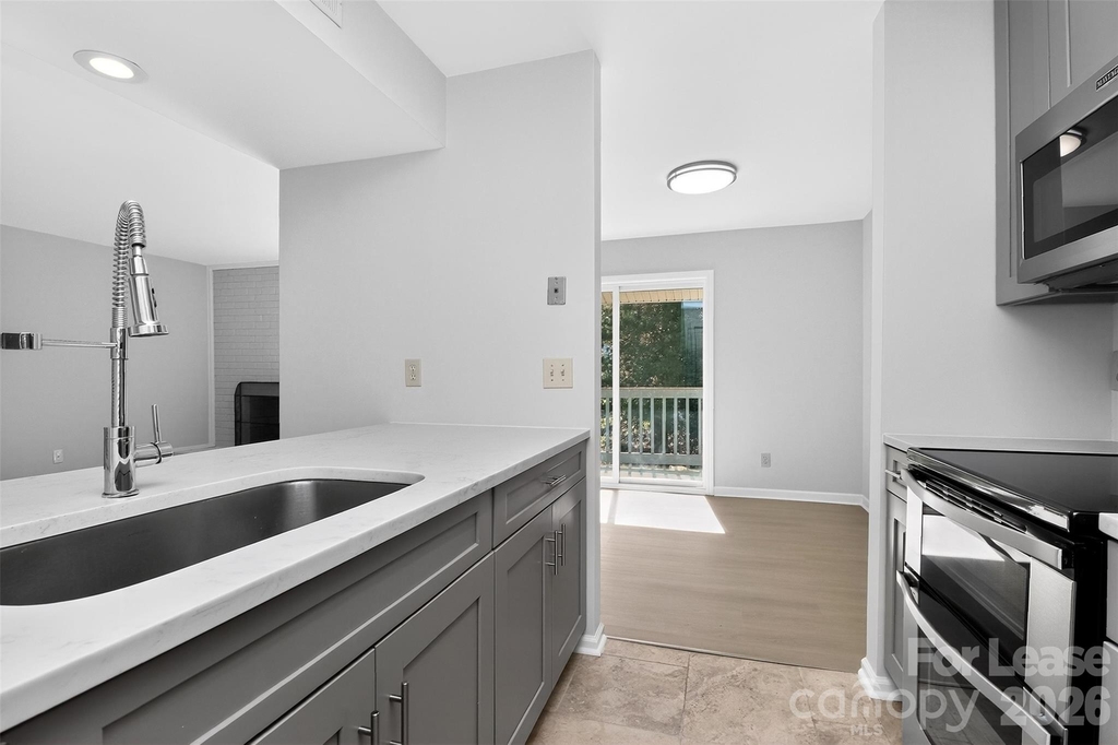11029 Harrowfield Road - Photo 16