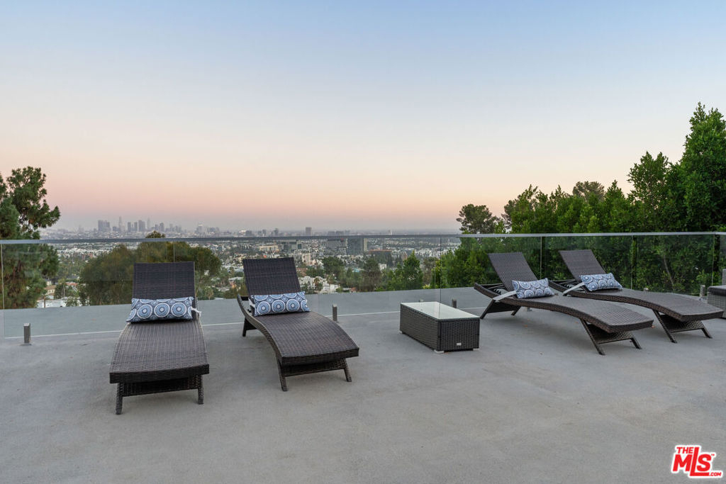 6181 Temple Hill Drive - Photo 52