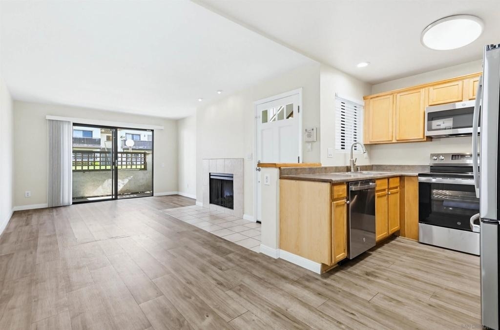 3572 Sunset Ln - Photo 8