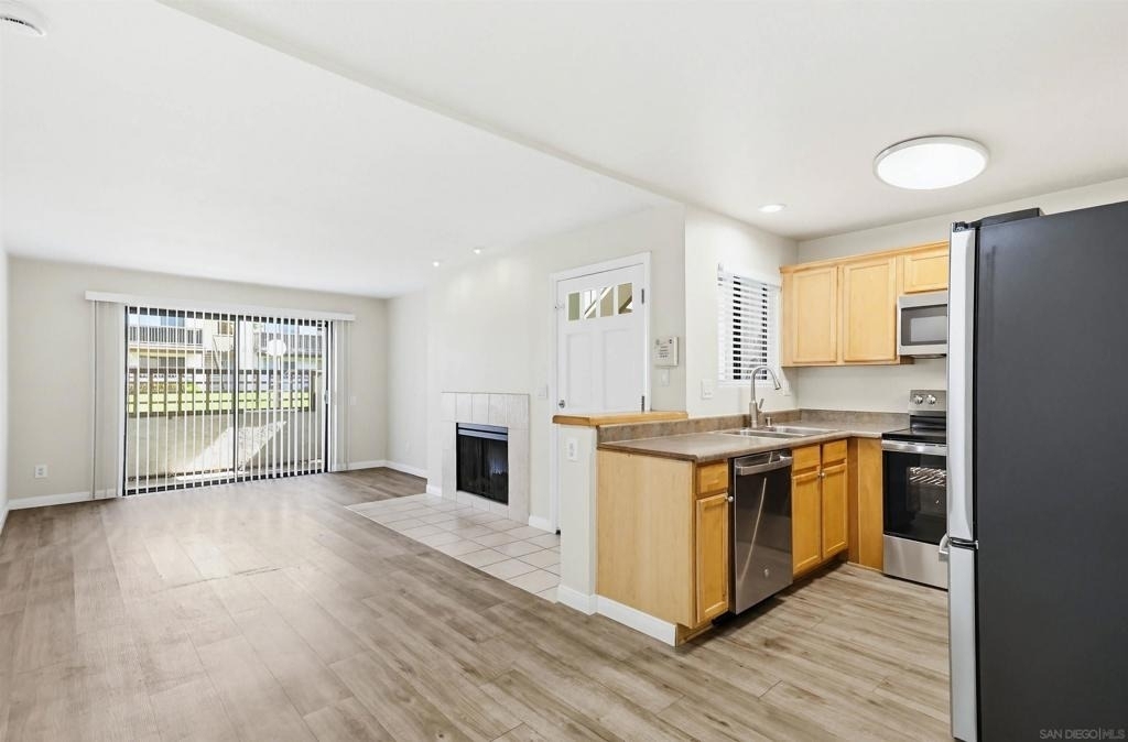3572 Sunset Ln - Photo 7
