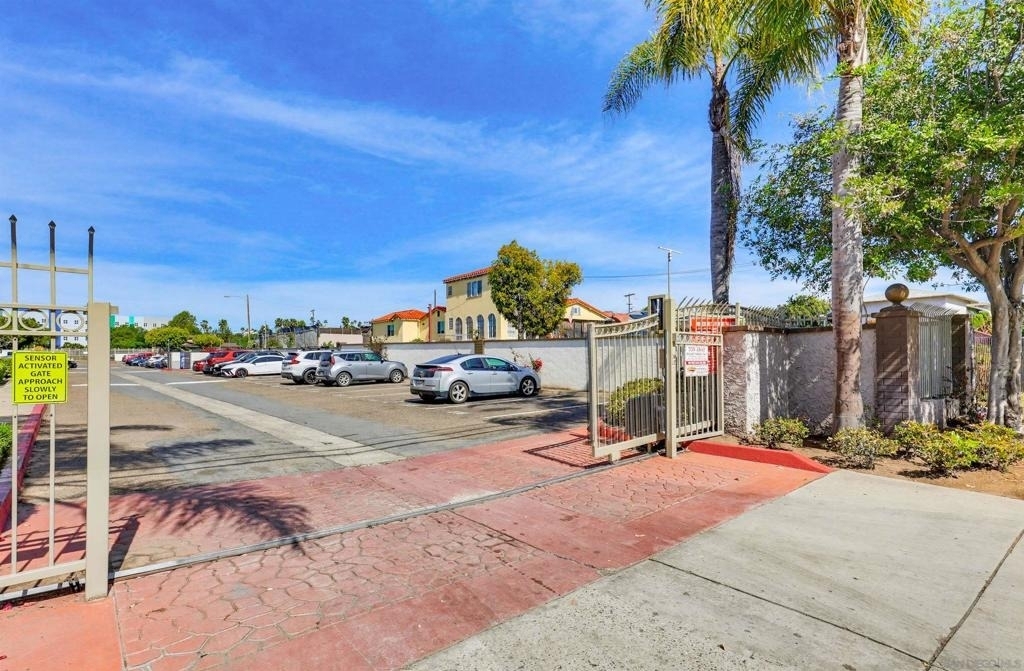 3572 Sunset Ln - Photo 35