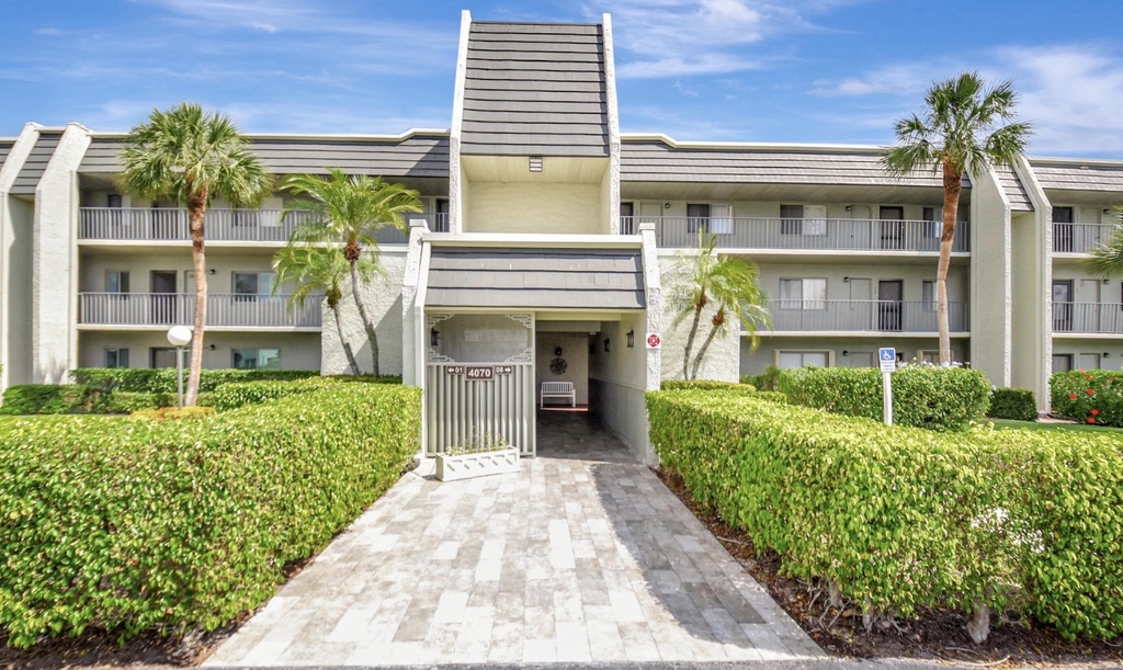 4070 Tivoli Court - Photo 0