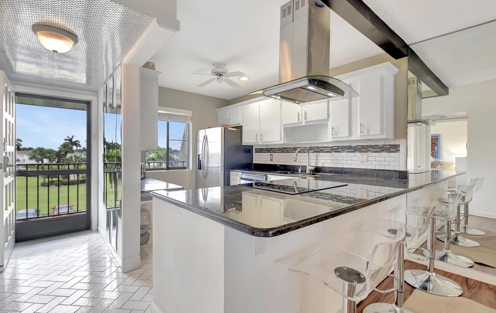 4070 Tivoli Court - Photo 3