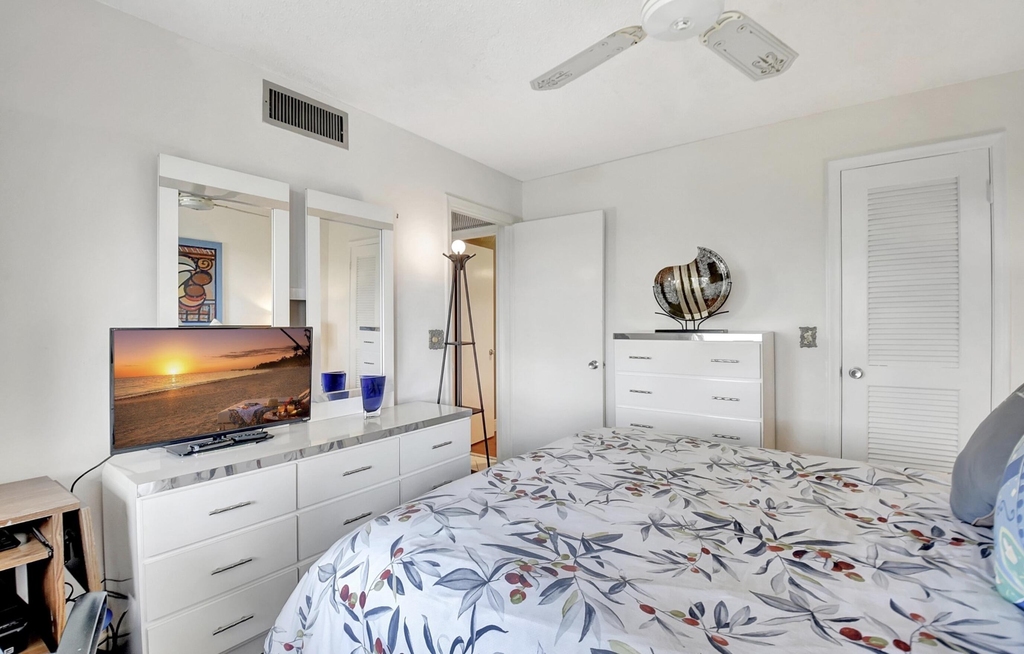 4070 Tivoli Court - Photo 24