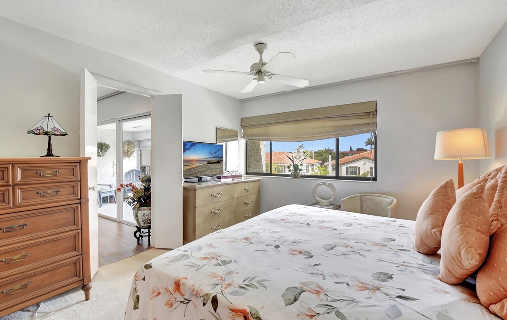 4070 Tivoli Court - Photo 16