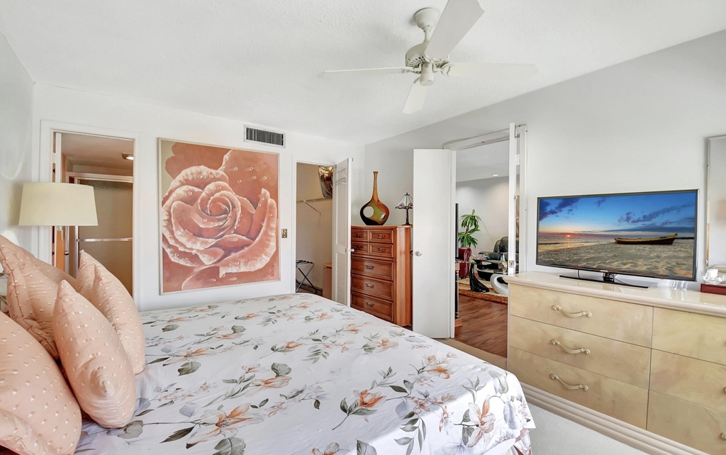 4070 Tivoli Court - Photo 15