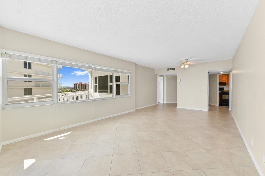 710 N Ocean Boulevard - Photo 8