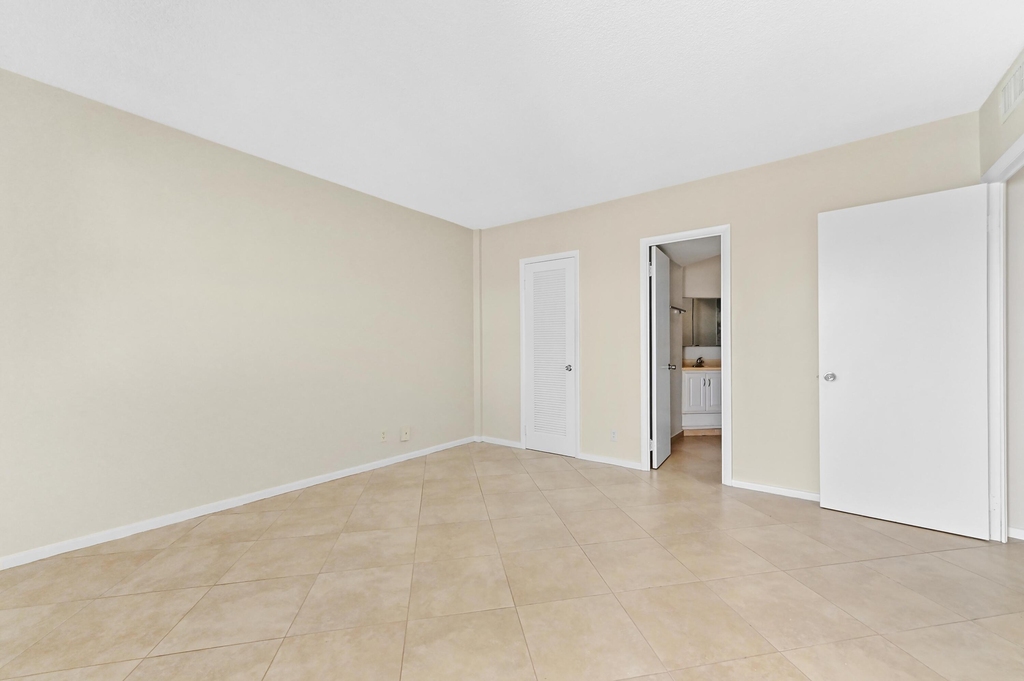 710 N Ocean Boulevard - Photo 23
