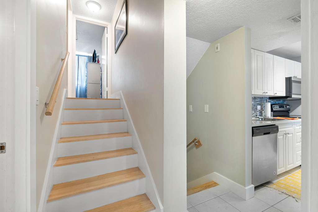 755 Dotterel Road - Photo 6