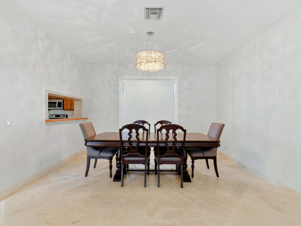 1235 Sussex Street - Photo 10