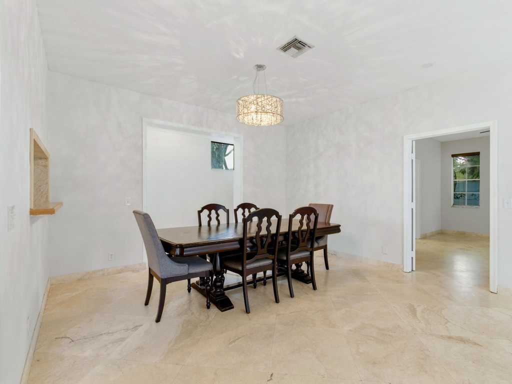 1235 Sussex Street - Photo 9