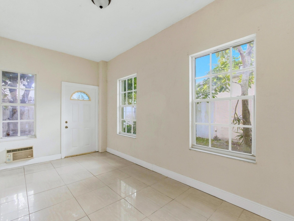 1235 Sussex Street - Photo 22