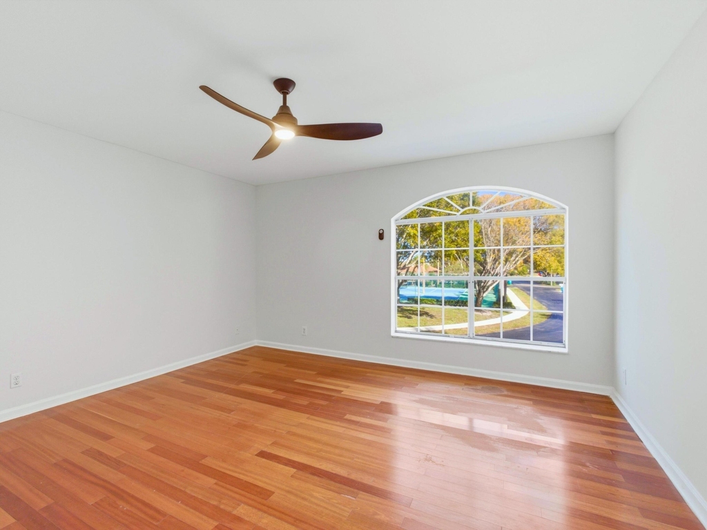 1235 Sussex Street - Photo 36