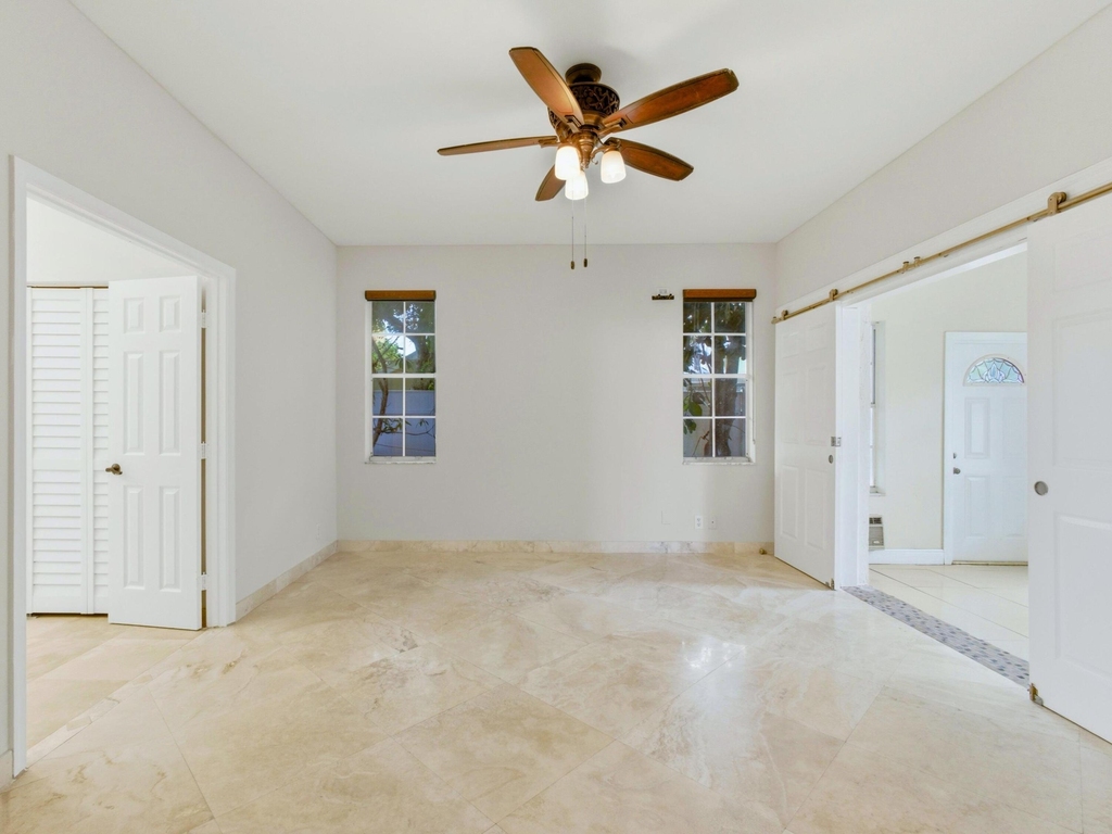 1235 Sussex Street - Photo 18