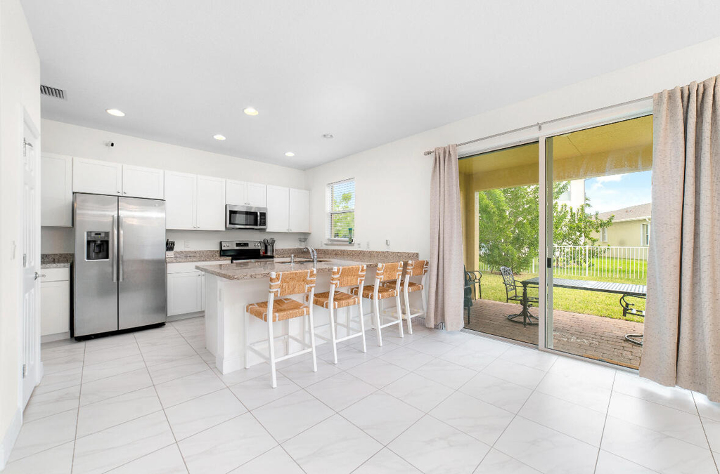2011 Nw Cataluna Circle - Photo 12
