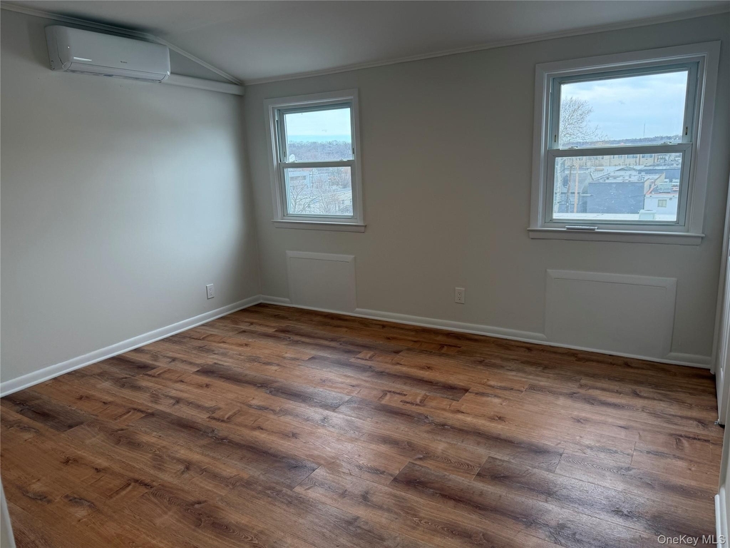 505 Rockland Avenue - Photo 5