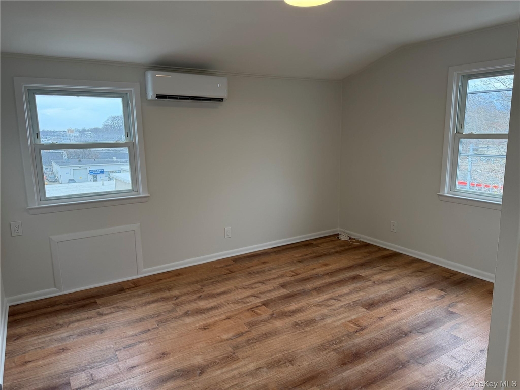 505 Rockland Avenue - Photo 4