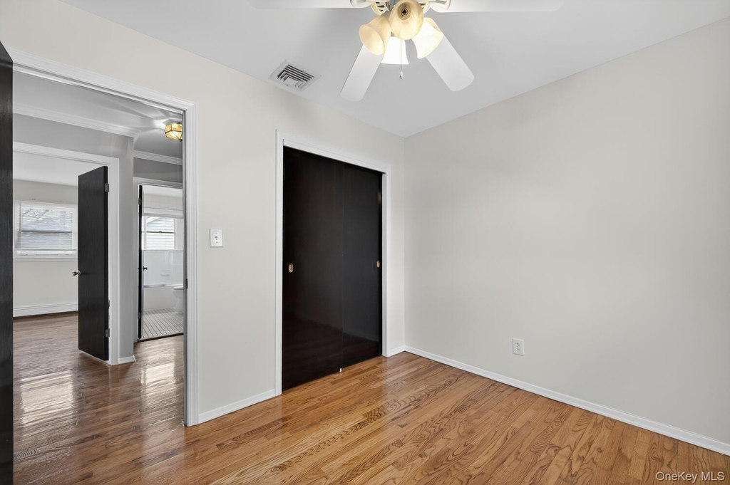 9 Bay Beach Avenue - Photo 12