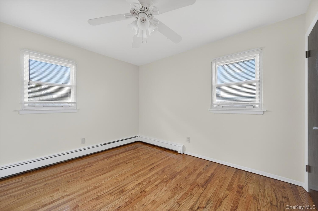 9 Bay Beach Avenue - Photo 13