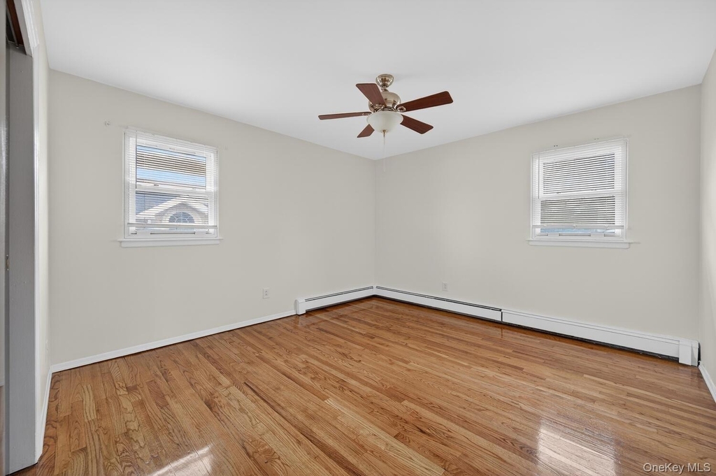 9 Bay Beach Avenue - Photo 15
