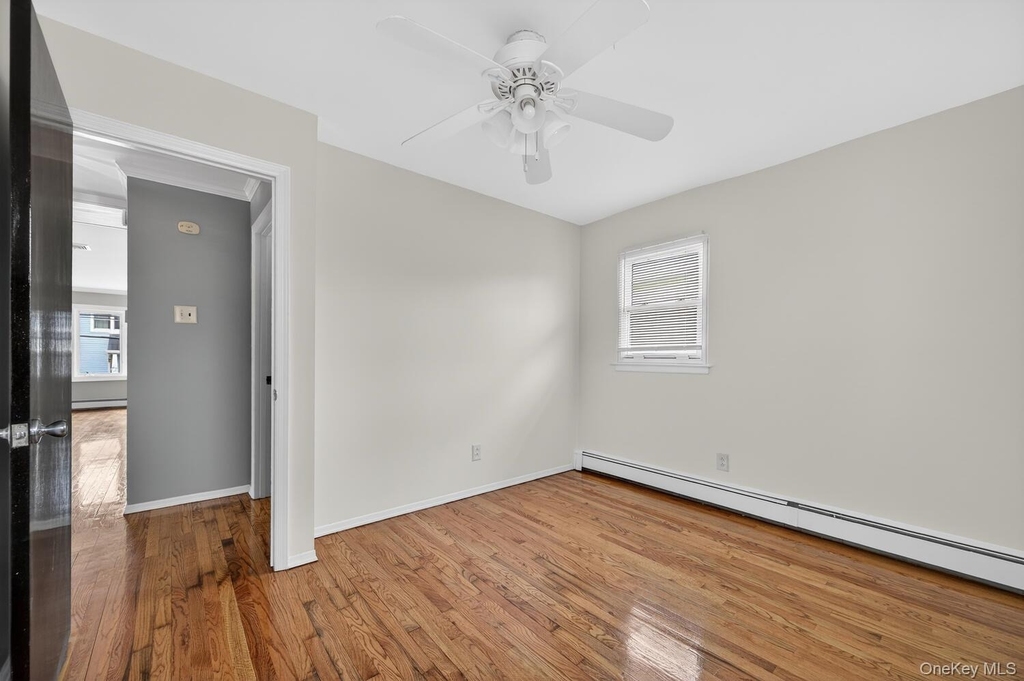 9 Bay Beach Avenue - Photo 14