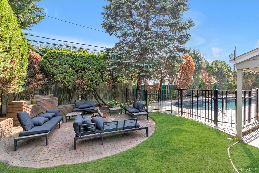 1443 Park Street - Photo 20