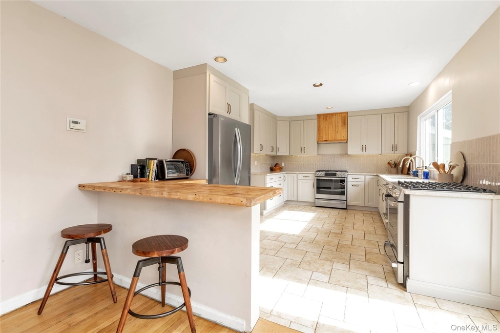 1443 Park Street - Photo 7