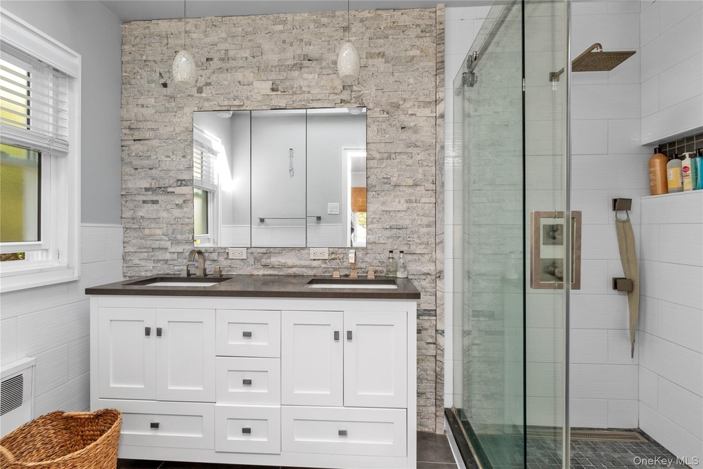 1443 Park Street - Photo 10