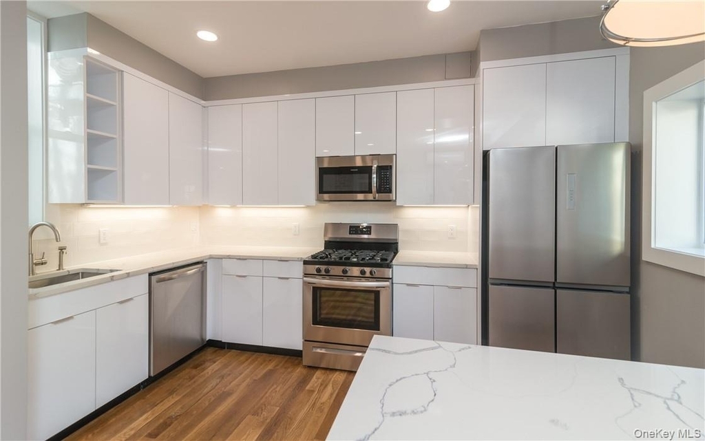 86 Main Street - Photo 10