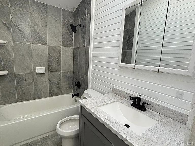 61 Montgomery Avenue - Photo 10