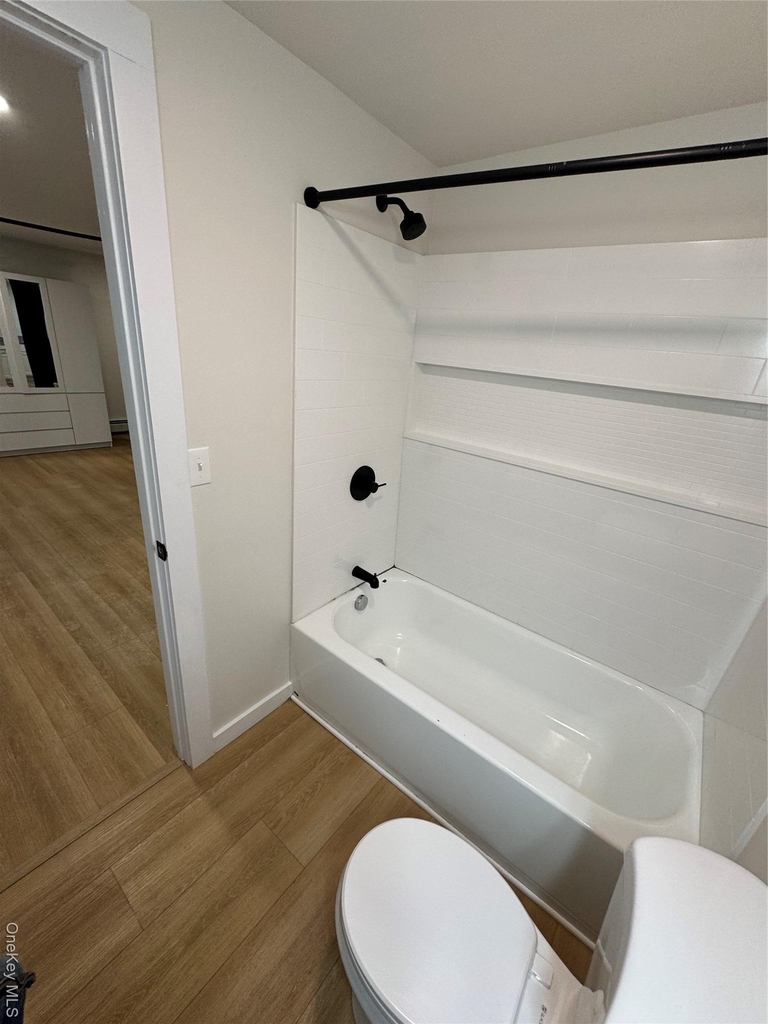 98 E Market Street - Photo 3