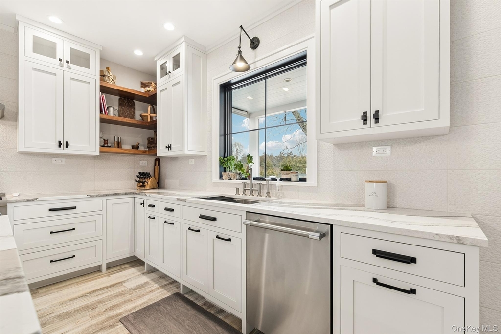 55 S Phillips Avenue - Photo 12