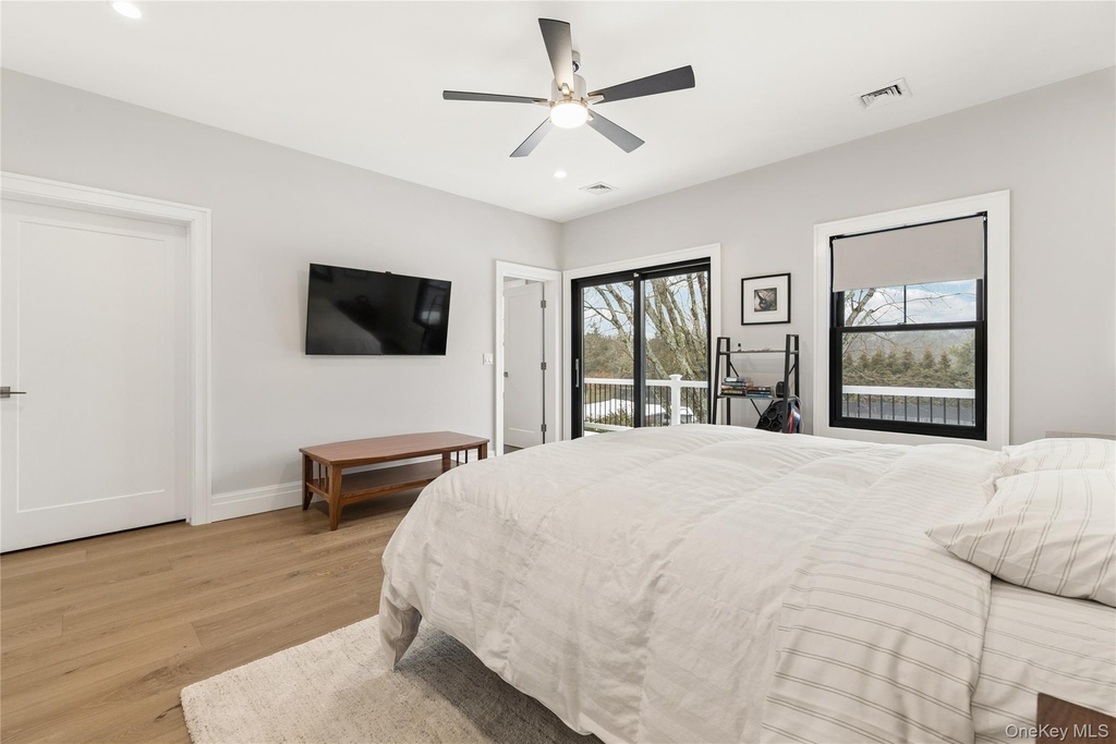55 S Phillips Avenue - Photo 27
