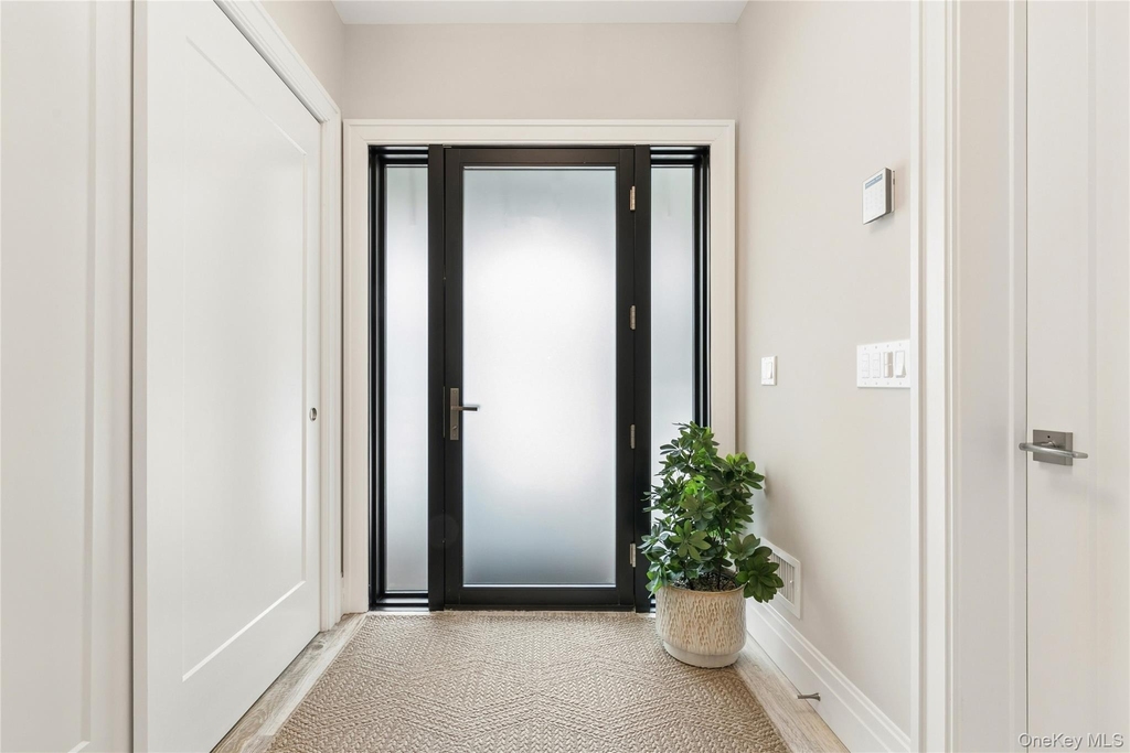 55 S Phillips Avenue - Photo 7