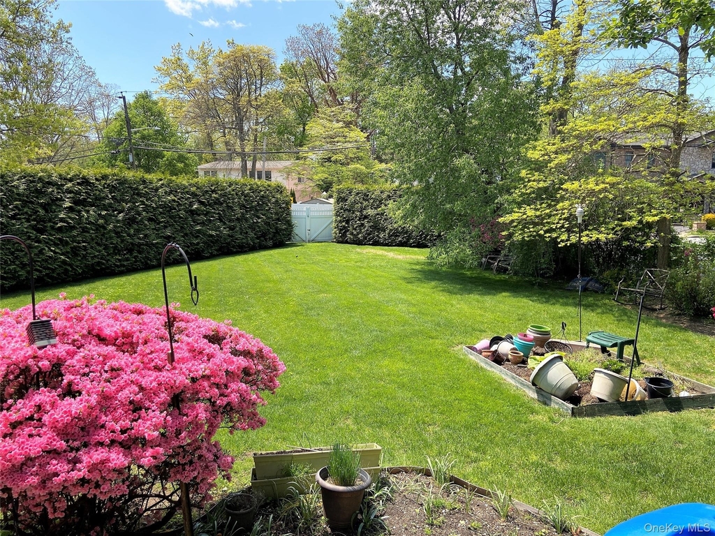 42 Hamilton Road - Photo 3
